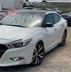 Nissan Maxima